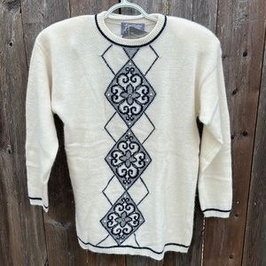 Marisa Christina Lambswool women sweater size Large new with tags